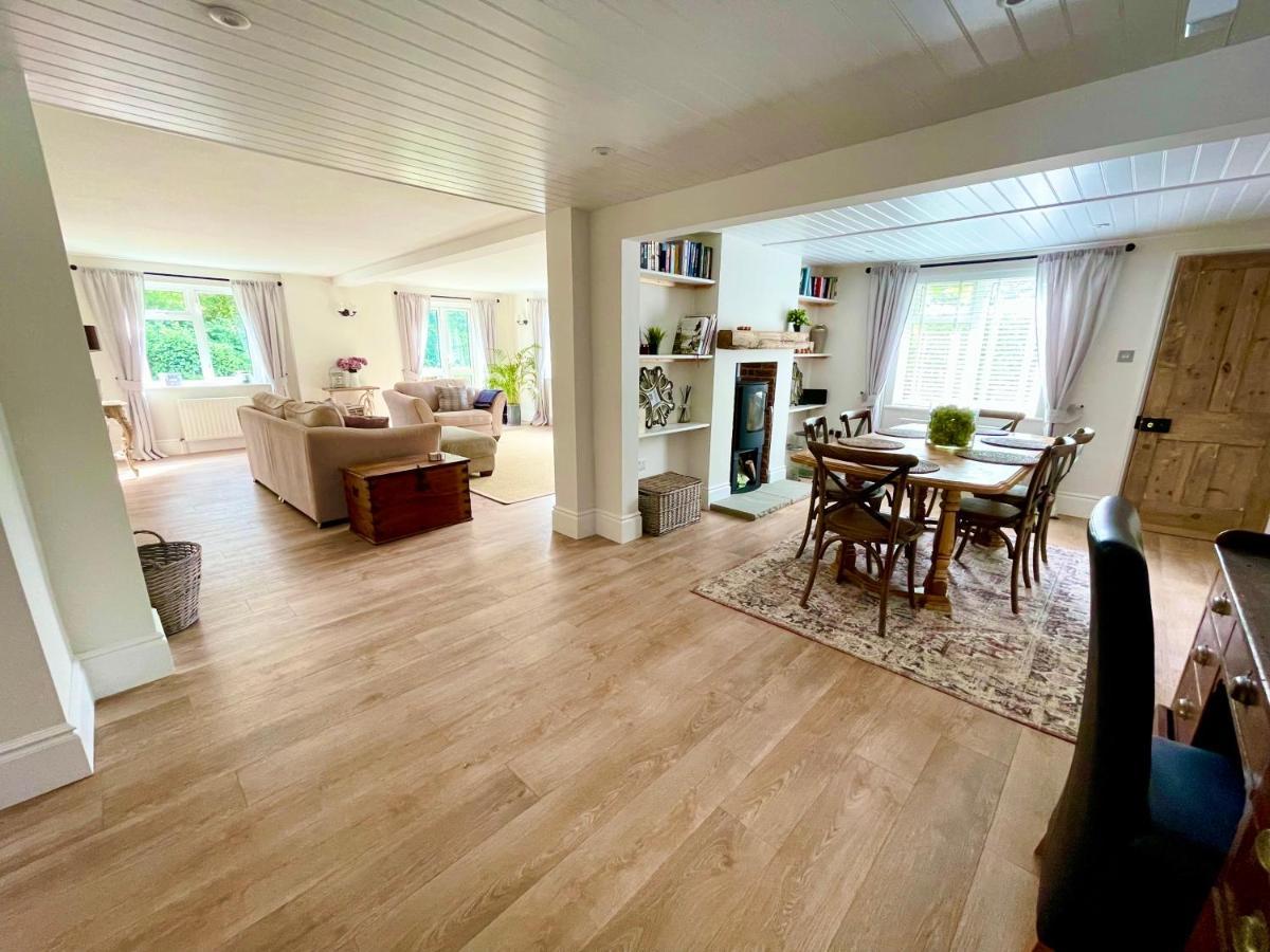 Seaside Spacious Cosy Cottage On The Edge Of The New Forest Lymington Exterior photo
