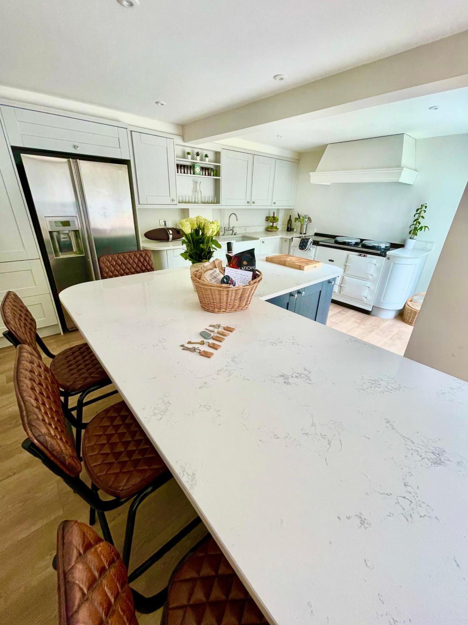 Seaside Spacious Cosy Cottage On The Edge Of The New Forest Lymington Exterior photo